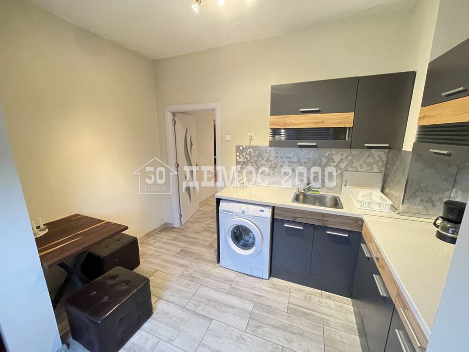 Дава се под наем Тристаен апартамент в Варна, Победа - 65 кв.м за 510 € - Снимка #4