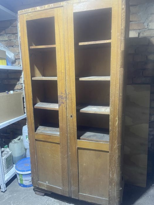 Книжный шкаф СССР