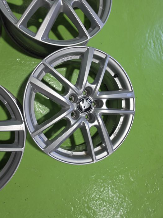 17 5x112 Skoda лети джанти 5х112 шкода