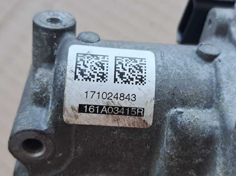 Clapetă Accelerație / Clapetă Aer Dacia Sandero Logan Duster 1.5 dCi Euro 6 Cod 161A03415R
