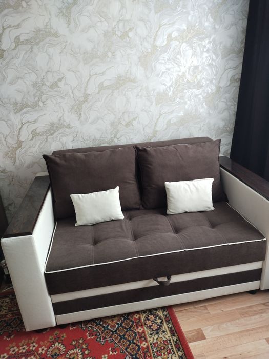 Продается диван новый