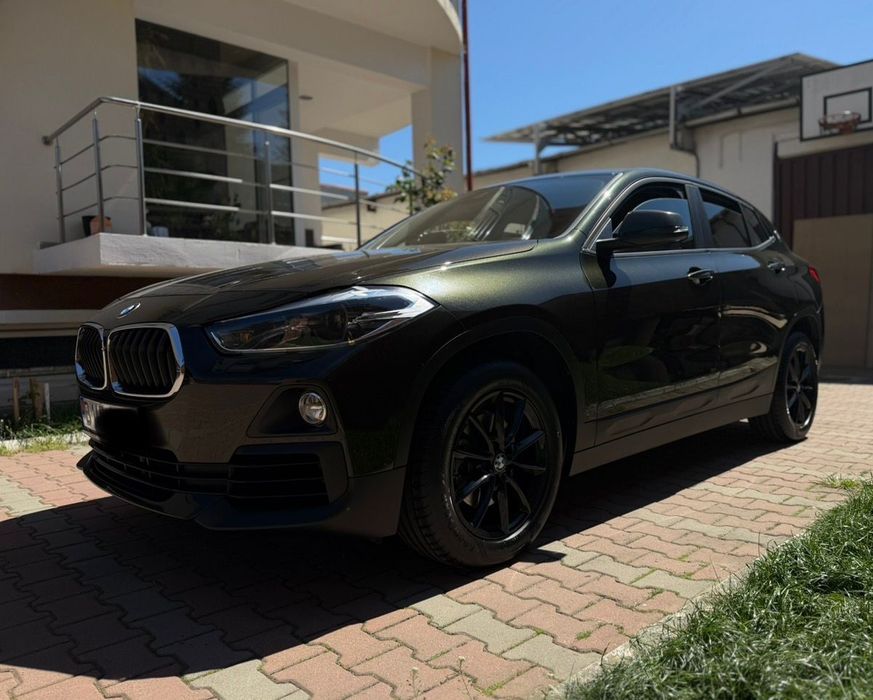 BMW X2 Masina este intr o stare perfecta de functionare
