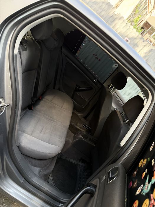 Volkswagen Golf 5 automat 1.9 2006