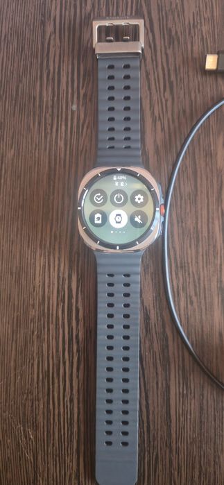 Samsung Galaxy Watch Ultra(2025)- impecabil-ca nou