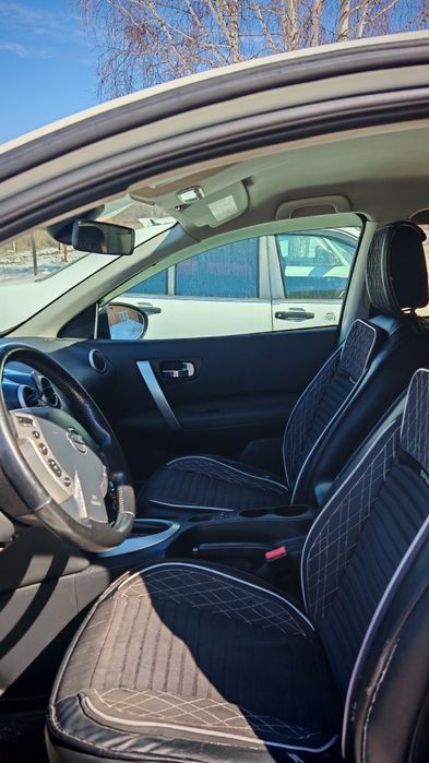 Срочно продам машину