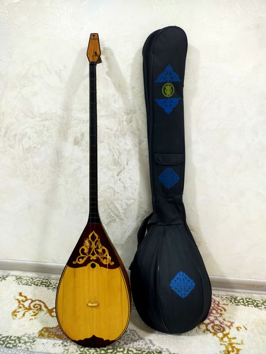 Домбыра сатылады