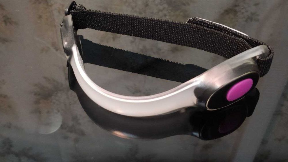 Светодиодный фонарь-лампа для человека в тёмное время суток