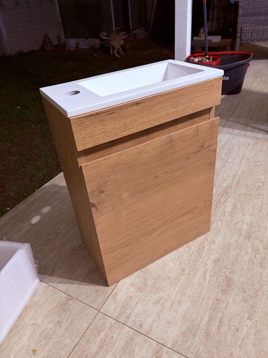 Set mobilier baie Kometmöbel 40 cm cu lavoar și mască, alb lucios, preasamblat