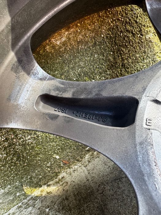 Продавам или Бартеросвам с 18-ки. Style 230