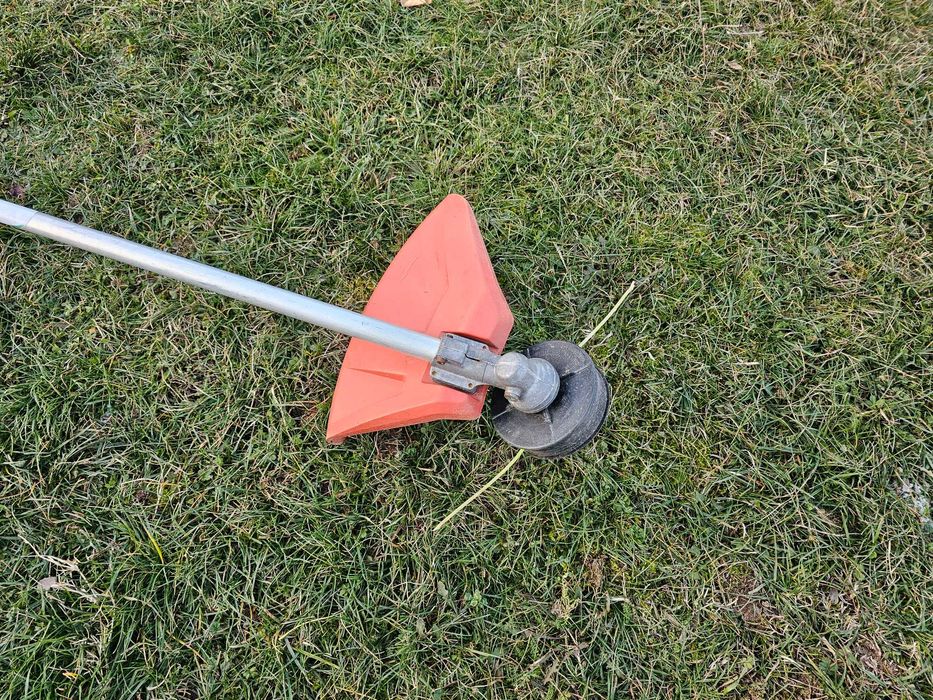 Моторна Коса HUSQVARNA 232 L. Перфектна.