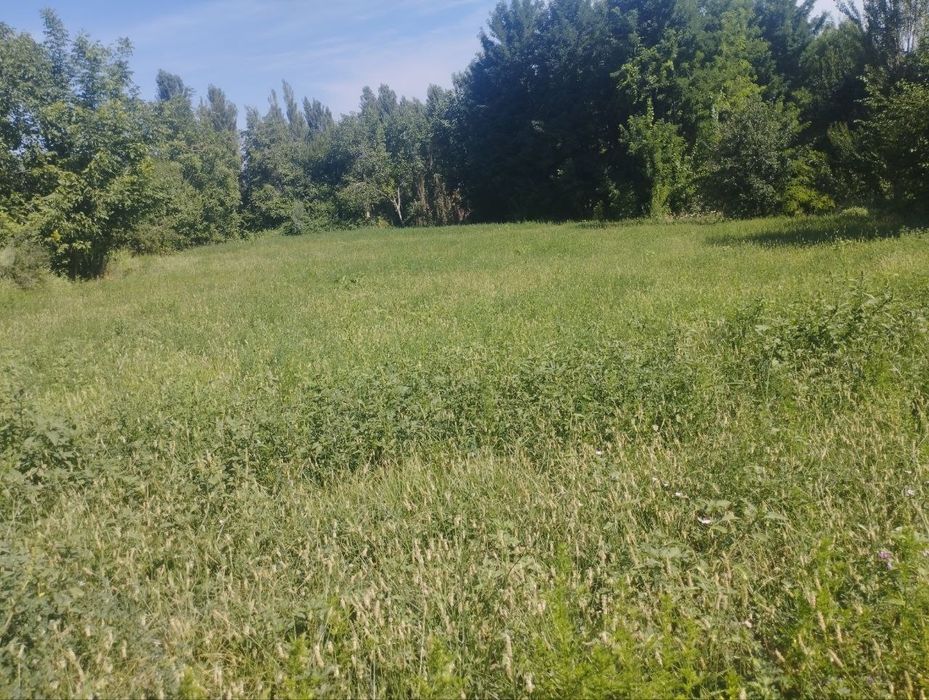 Продаётся участок