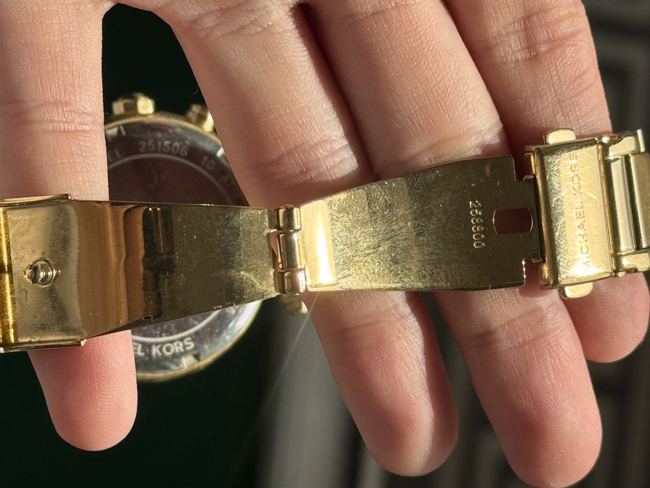Michael Kors часы для девушек