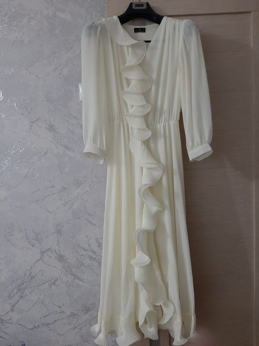 Продам красивое платье