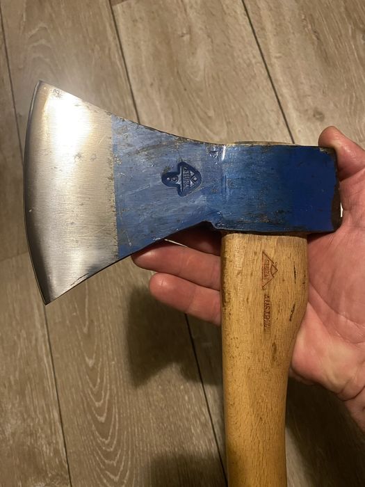 Vând toporaș forjat, STUBAI