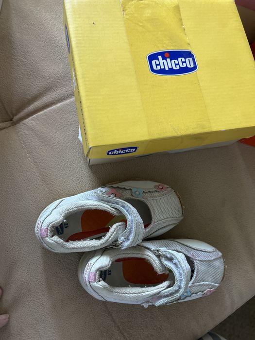 Кроссовки Chicco 25 размер