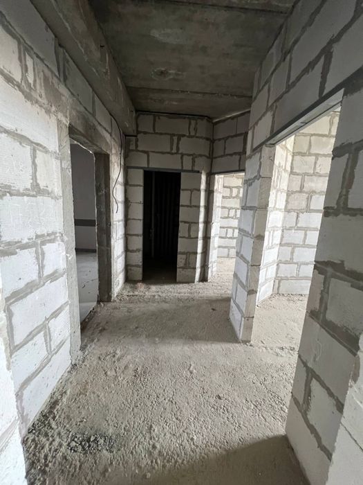 2 xonalik arzon sotiladi tezda