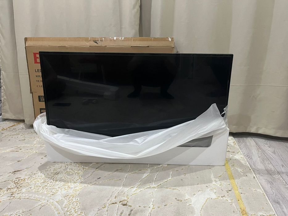 Телевизор б/у в хорошем состояни