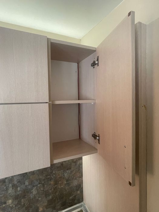 Кухня 4м с островче и уреди Electrolux – много добро състояние – Варна