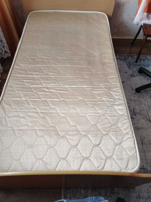 Продам кровать...