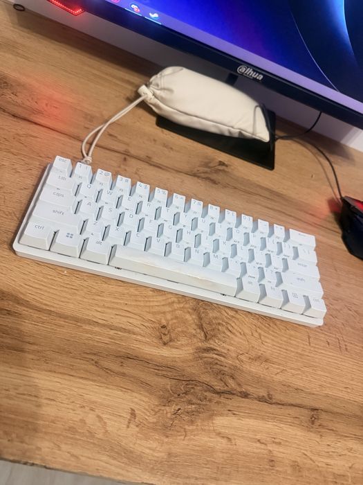 Razer huntsman mini white