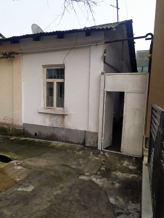 Ховли ижарага берилади. Склад учун фойдаланишга. 150 кв.м