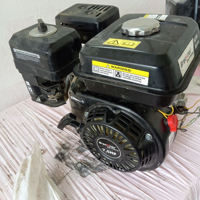 Vând motor de făcut proiecte