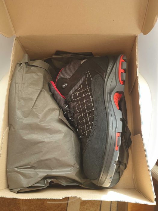 предпазната обувка LUPRIFLEX