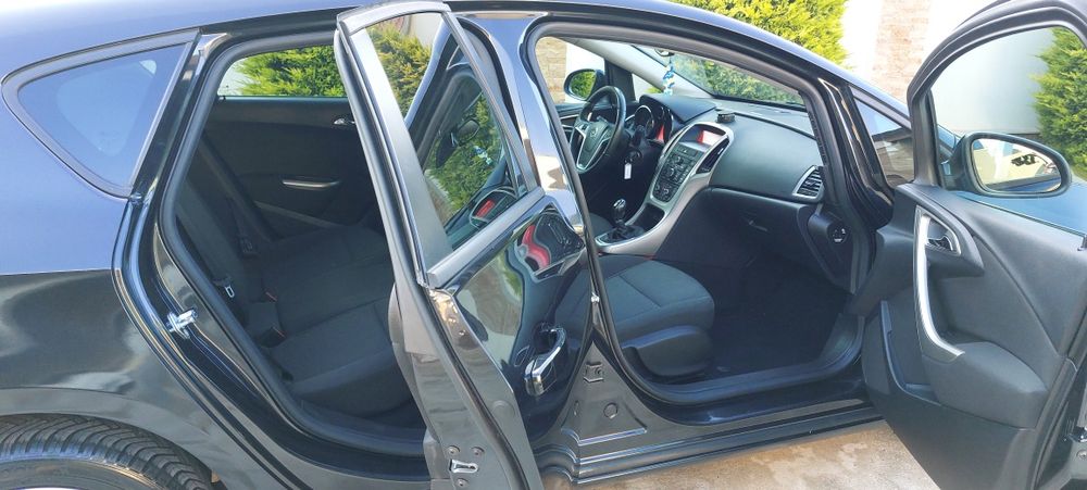 OPEL ASTRA J-1.4 TURBO‼️-Benzina + GPL/ Gaz -Klima -an 2012‼️