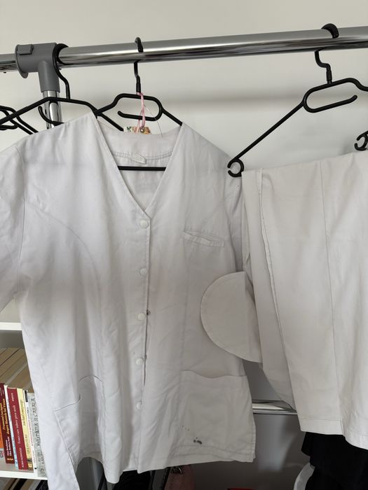 Costum medical dama