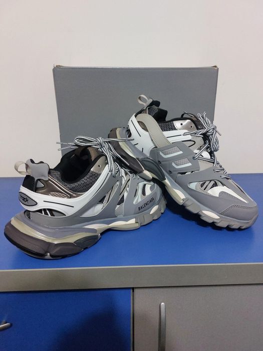 Balenciaga Track