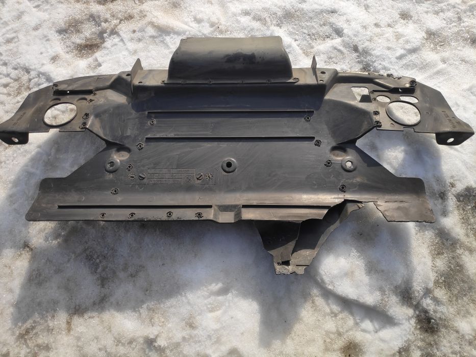 Накладка радиатора е36