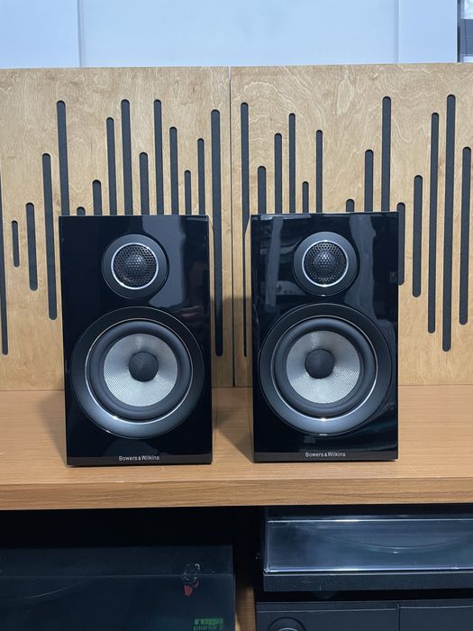 Boxe bower wilkins 707 s2