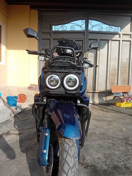 Benzinli skuter tank 150