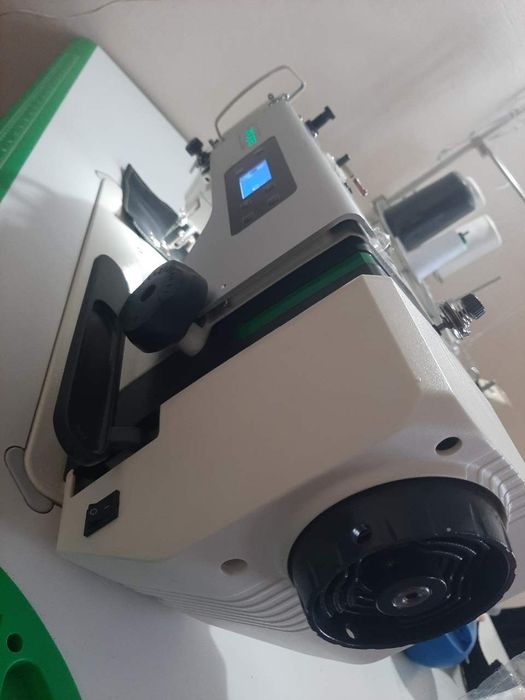 Zoji tikuv mashinasi