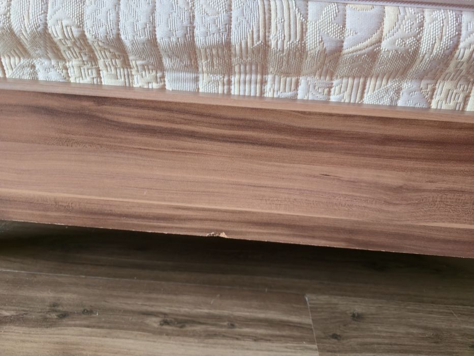 Спалня 160/200 с матрак и подматрачни рамки