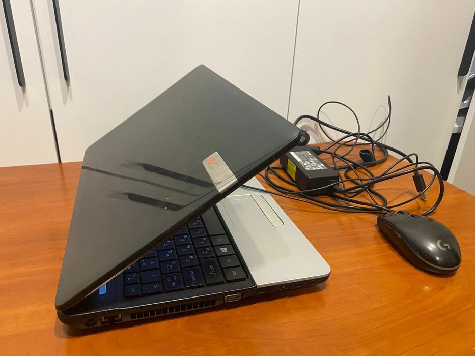 Acer Packard Bell intel i5/Nvidia GeForce