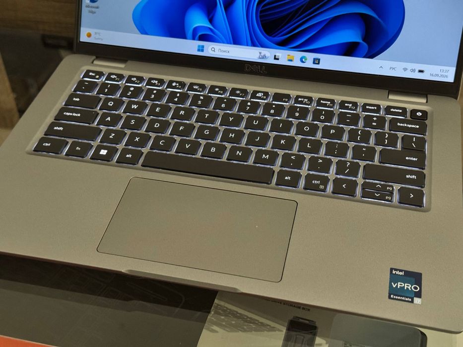 DELL Precision 3480 i7-1360p