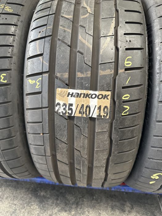 235/40/19 Hankook