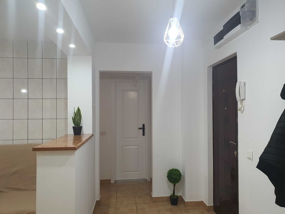 apartament 2 camere- str.Dreptatii ,prima inchiriere, Lujerului