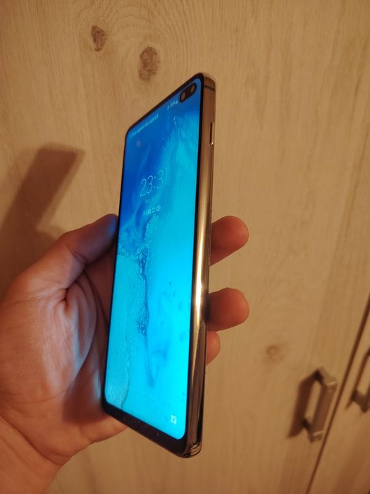 Vând Samsung s10 plus