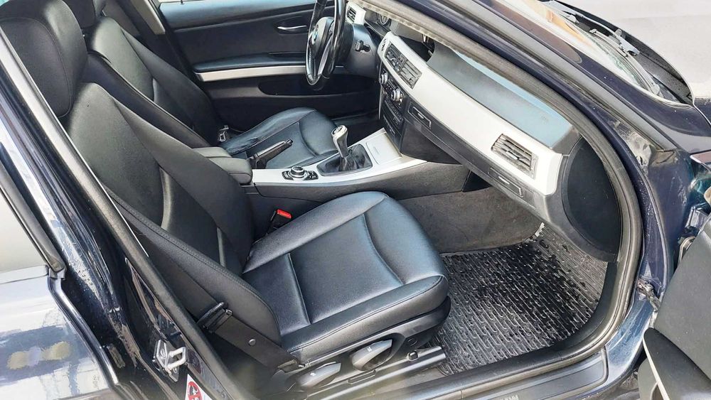 BMW 3 Series 2010 — imagine 4