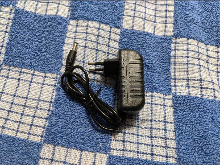 Блок питания AC/DC 12V 2A, сетевой адаптер