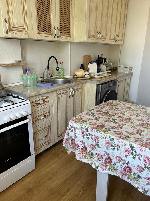 4-хкомн кв,107 кв.м., Бином,химпоселок