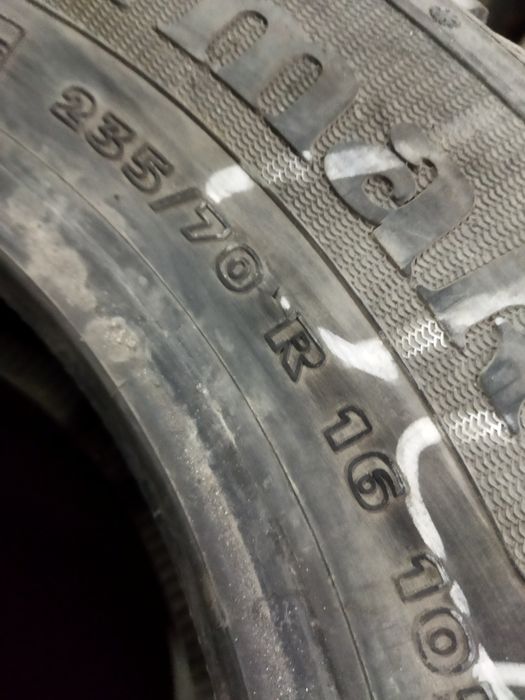 235/70/16 зимние