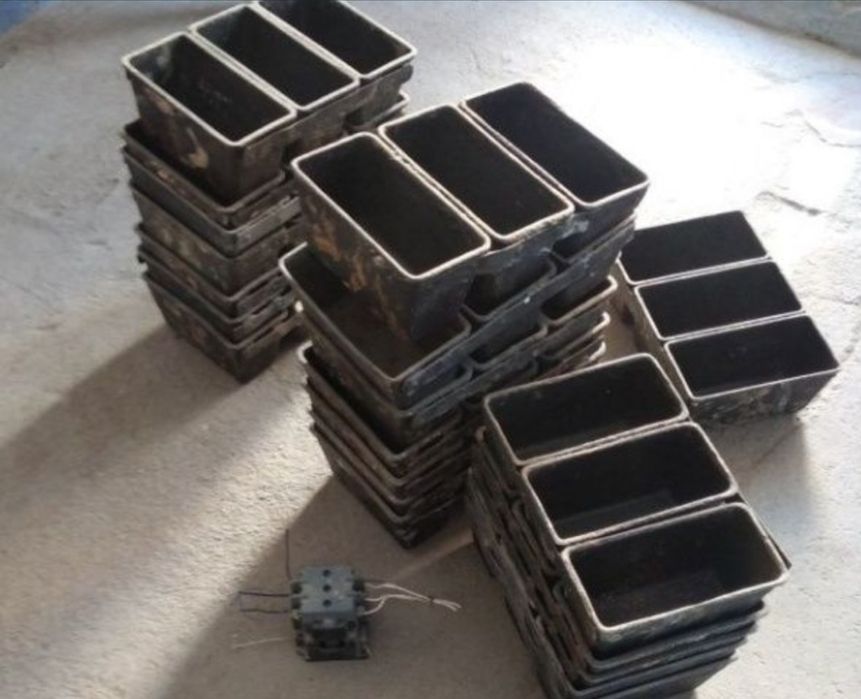 Мишалка для теста и форми для буханки