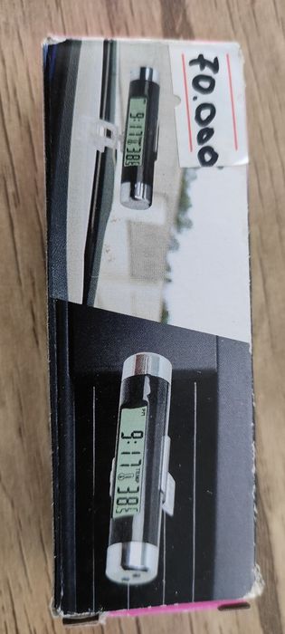 Часы для авто ( кварцевые)