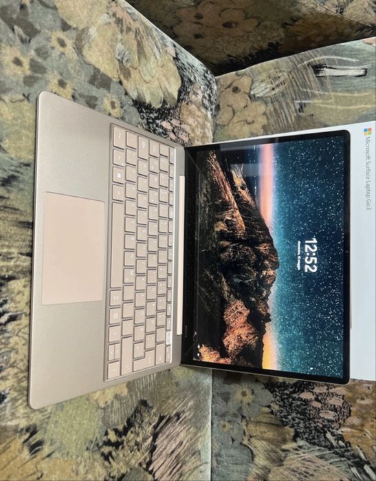 Microsoft Laptop Go 3