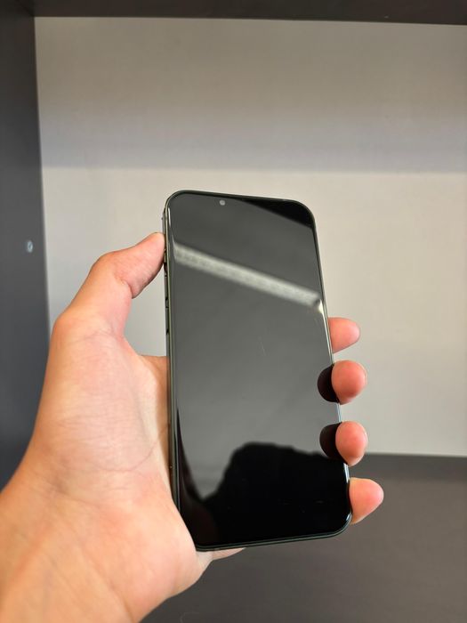 Срочно продается Айфон 13