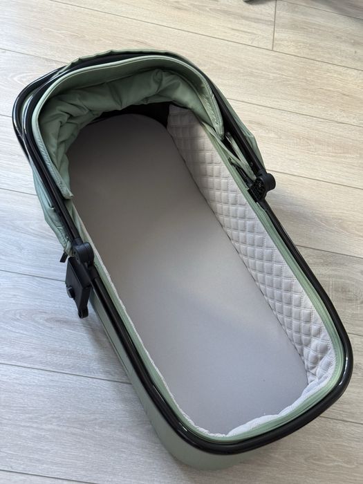 Продам люльку от коляски kidilo