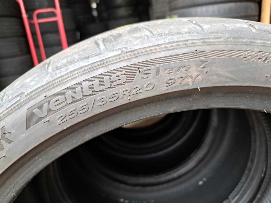 4 anvelope 255/35 R20 Hankook